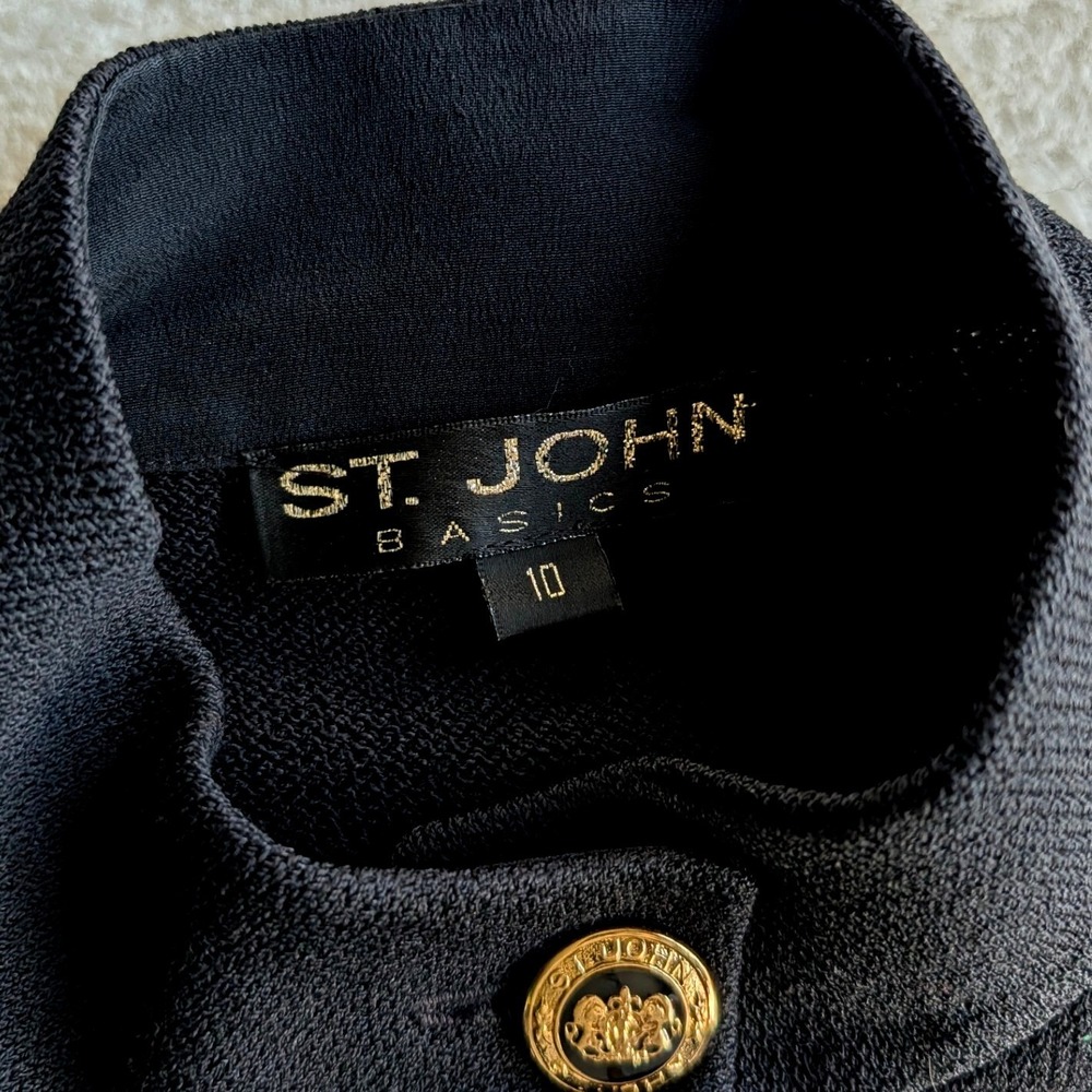 St. John Basics Black Santana Knit Mock Neck Jacket Gold Crest Buttons Size 10 - Picture 3 of 9